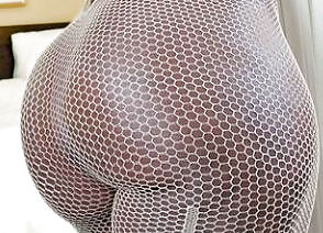 Mz Voluptuous #9978278