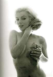 Beautiful & Sexy Portraits of Marilyn Monroe #5797064