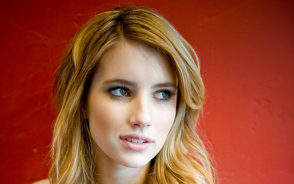 Emma Roberts #20072278