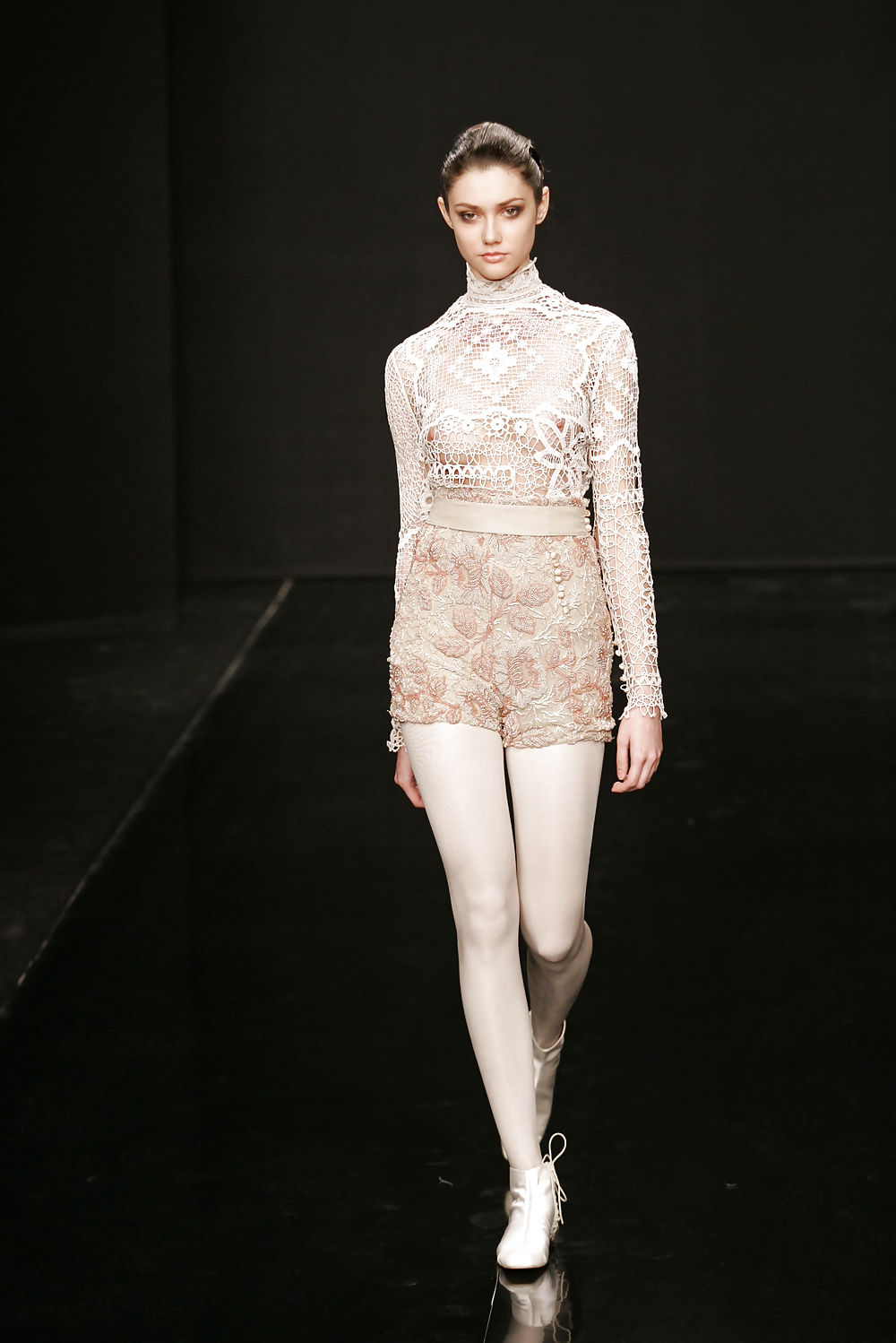 Tendencias de moda que deberían ponerse de moda 2
 #15380582
