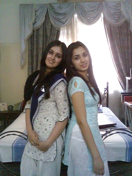 Paki sluts in salwar kameez #9627844