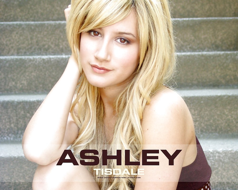 Ashley Robbins #1848788