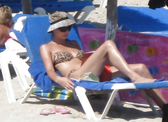 I'm Waiting For The Man #22160032