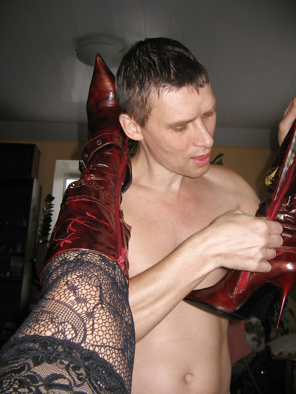 SmutDates.com Username 'SubKinkCplUK' #7395029