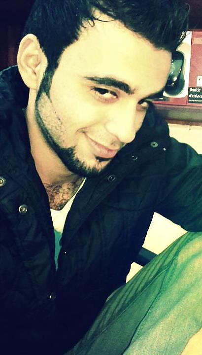 Meeeeeeeeeee
 #15868962