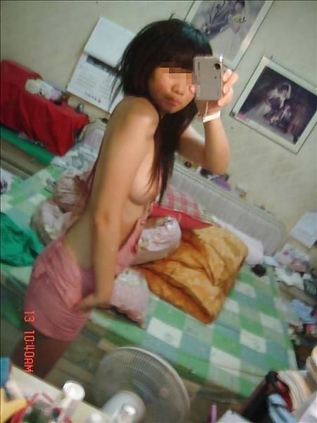 Young japanese girls who love to show 6 #4093176