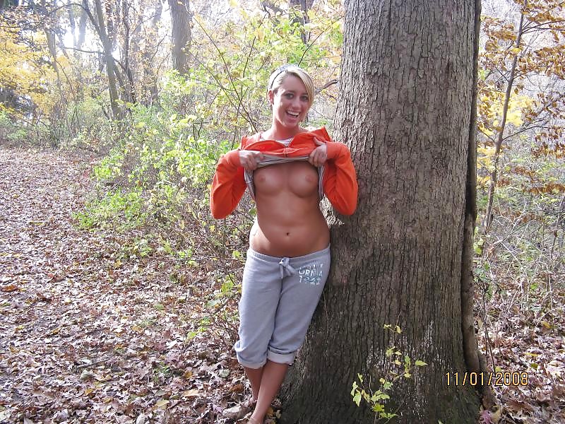 Look Titties #10040659