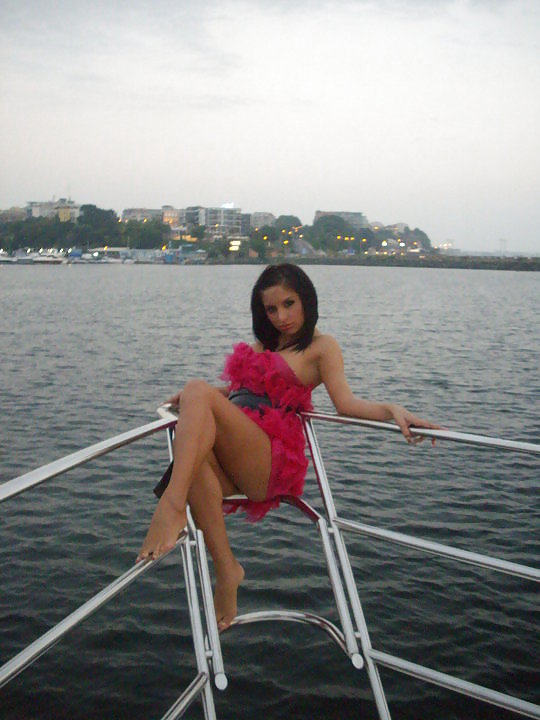 Ralitsa dimitrova
 #19312692