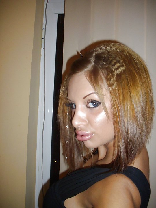 Ralitsa dimitrova
 #19312731