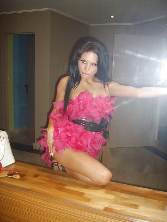 Ralitsa dimitrova
 #19312775