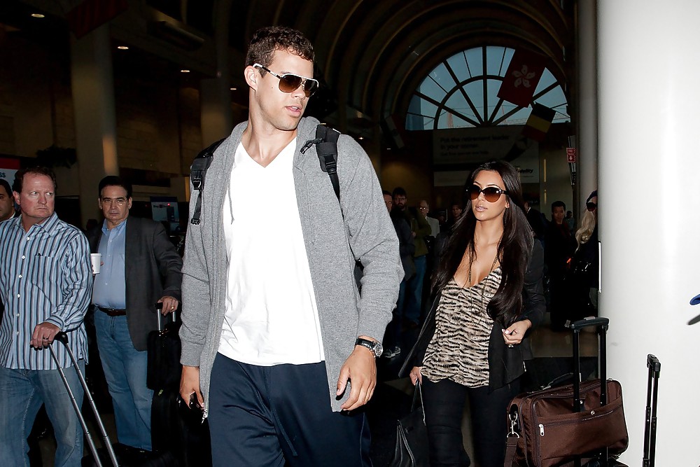 Kim Kardashian Candids at LAX Airport #3931804