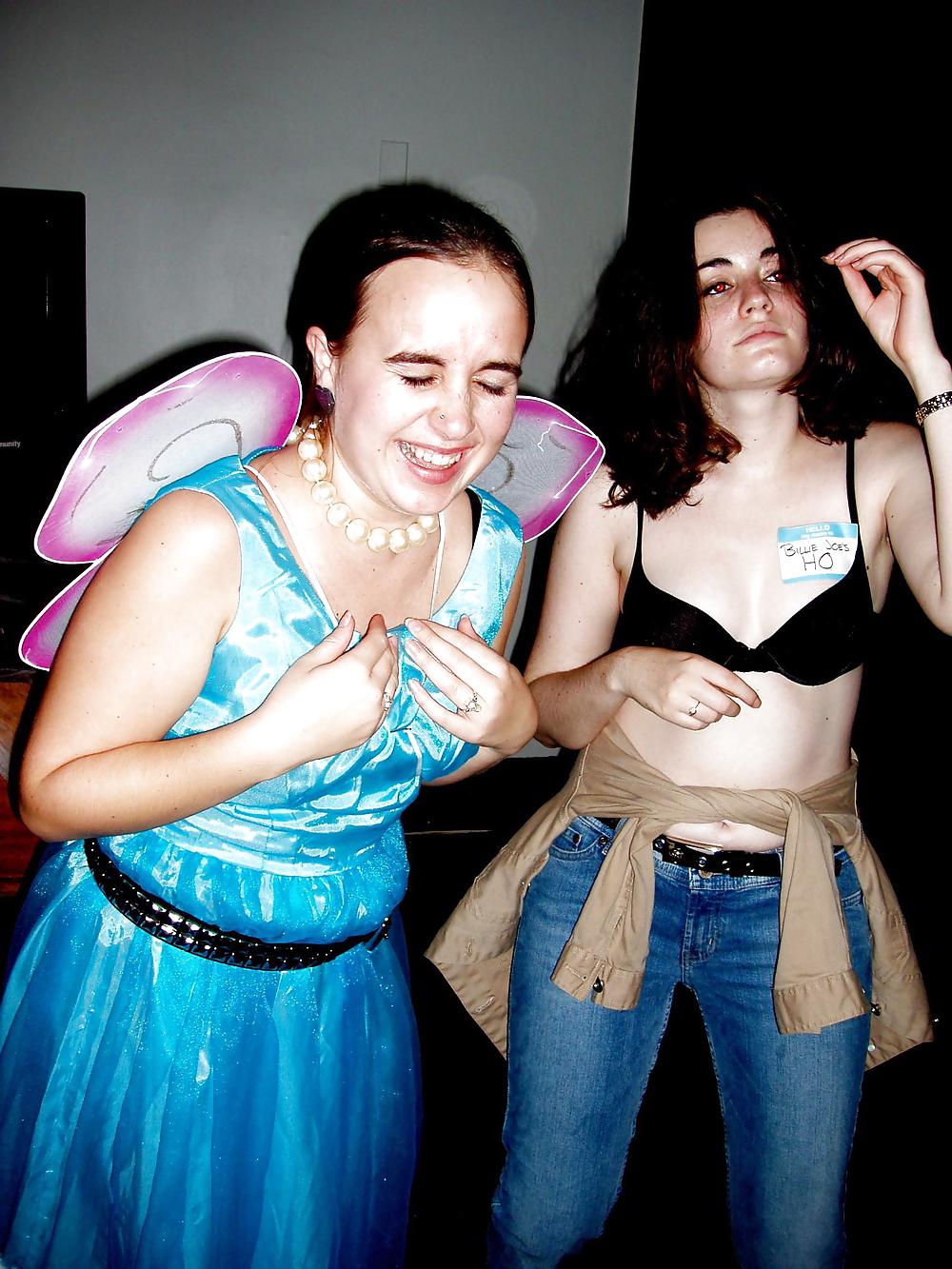 Bra babes 58
 #18290411