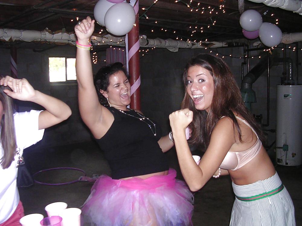 Bra babes 58
 #18290416