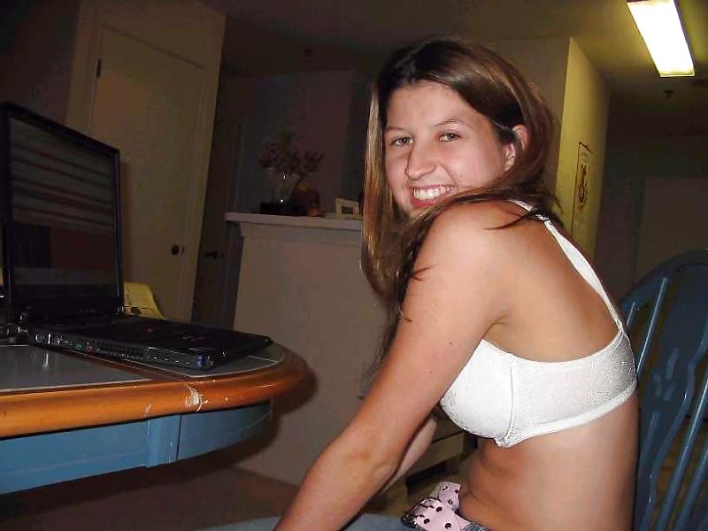 Bra babes 58
 #18290565