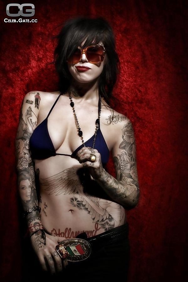 Kat von d
 #15391907