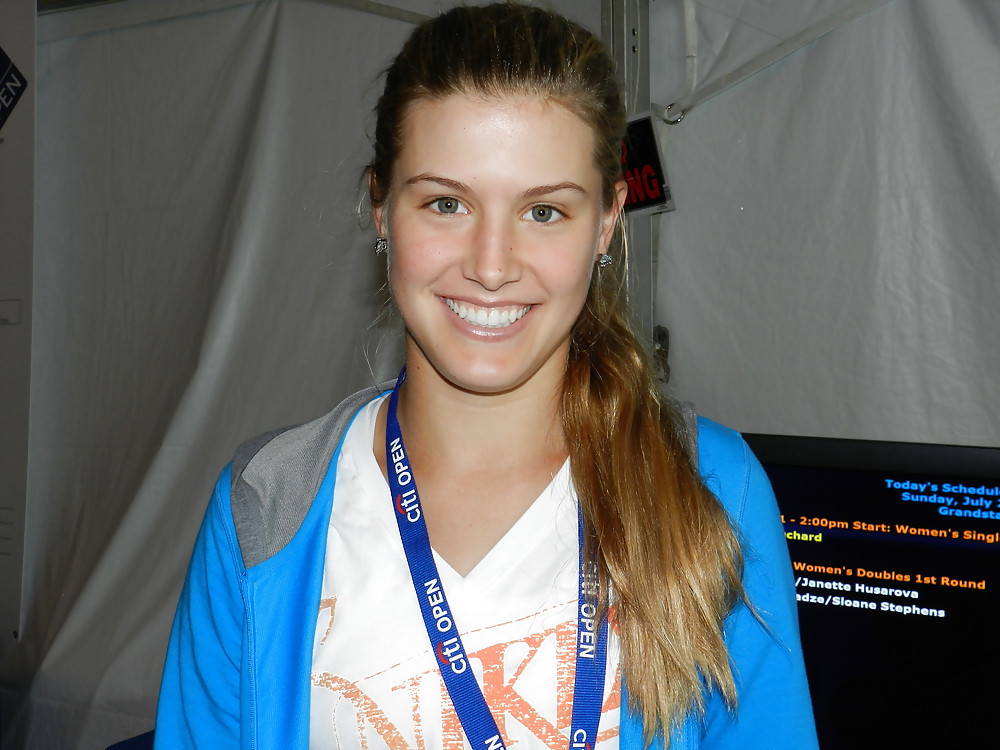 Tennis Cutie Eugenie Bouchard #22683626