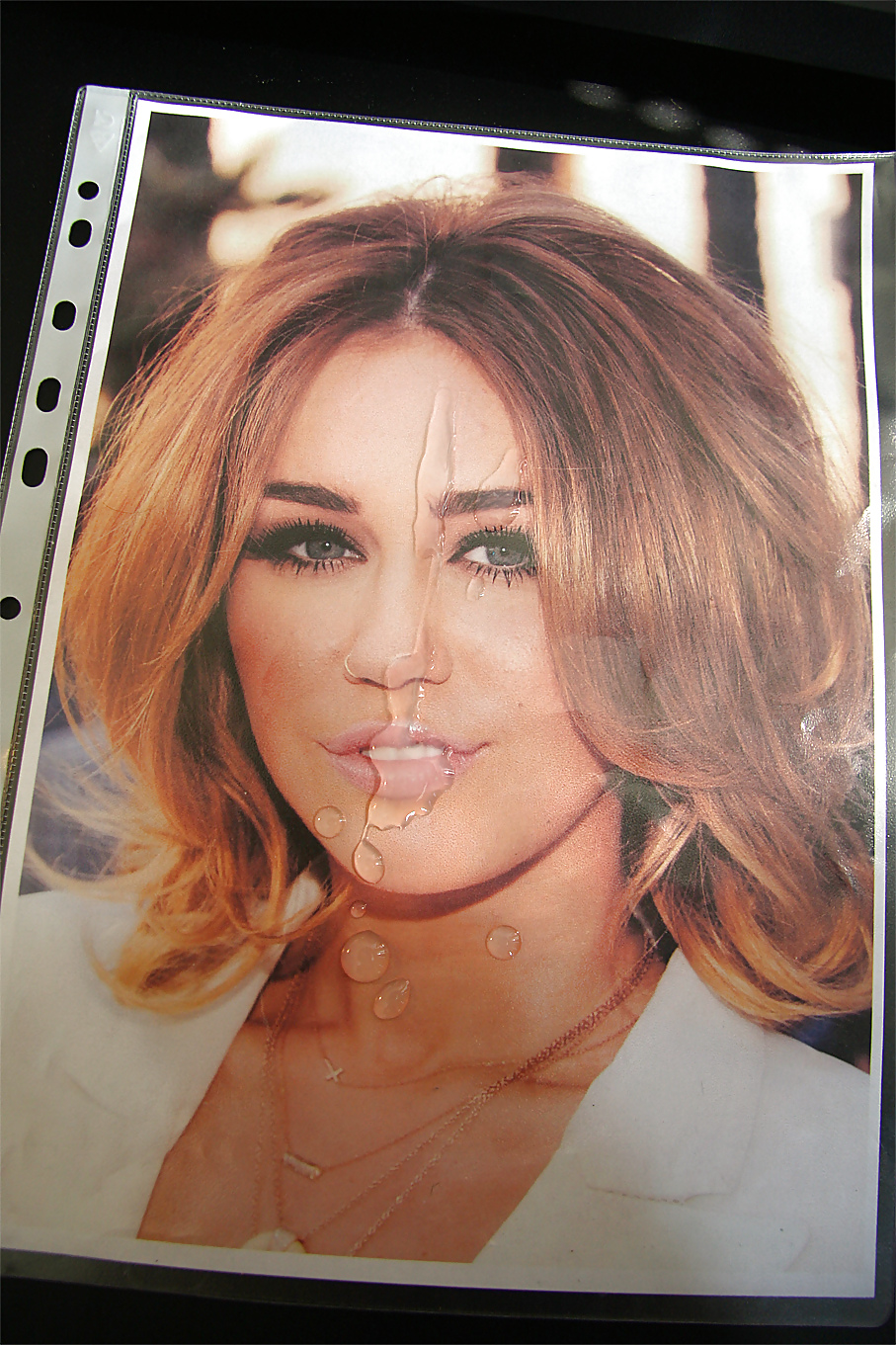 Another cum load on Miley's gorges face #9391117