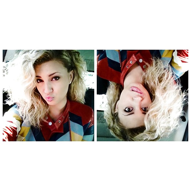 Tori Kelly #16976906