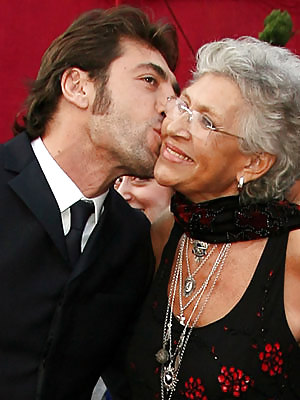 Famous sons with fuckable moms #20715057