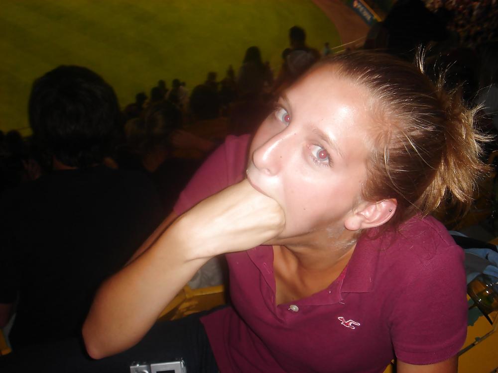 Suesse Muschis
 #2217090