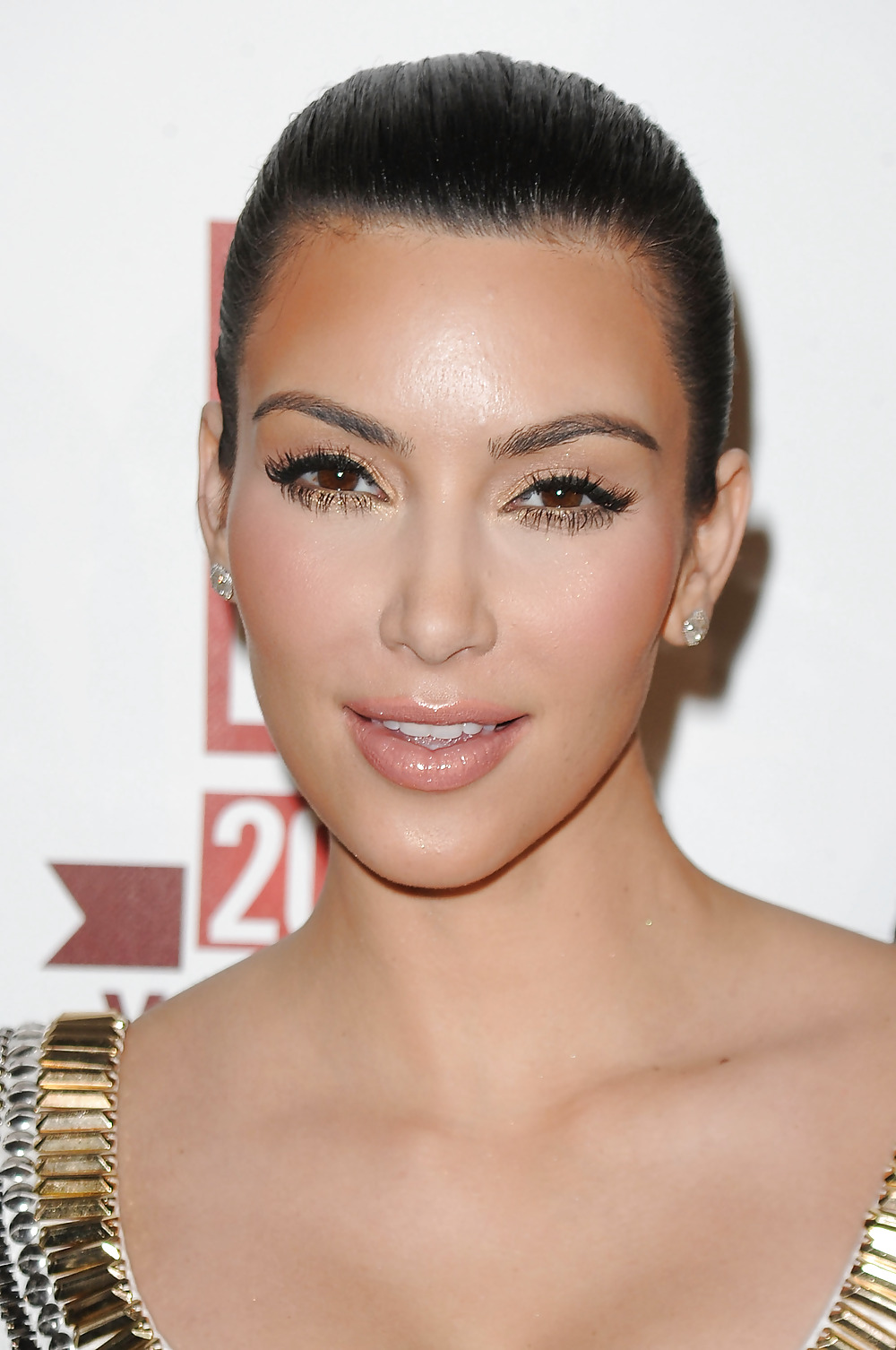 Kim Kardashian E Televisions 20th Birthday Celebration #2632360