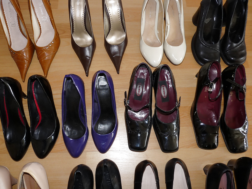 Esposas colección de zapatos 2
 #17909217