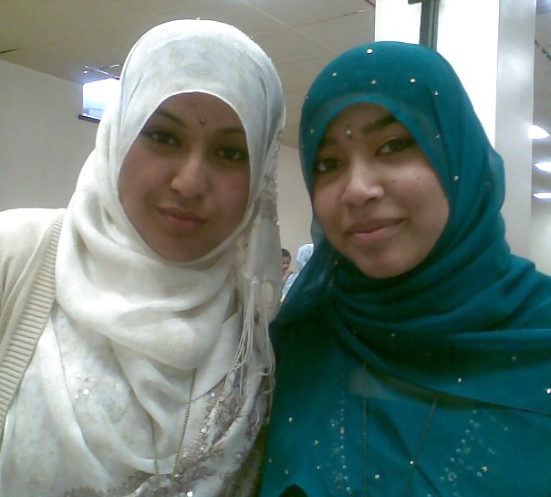 Non-porno Arab girl, with or with out hijab  III #9766187