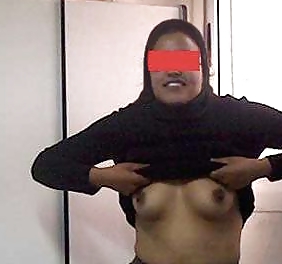 Non-porno ragazza araba, con o senza hijab iii
 #9766454