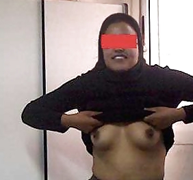 Non-porno Arab girl, with or with out hijab  III #9766454