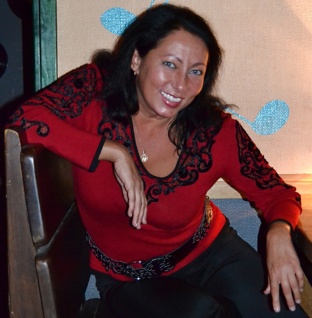 Lola #20498448