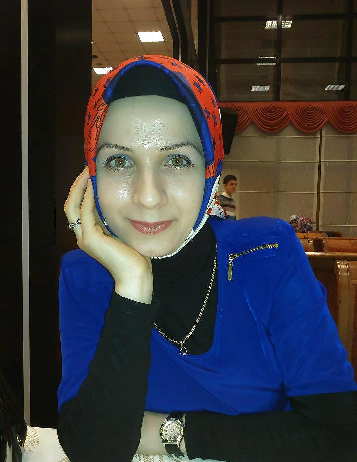 Türkisches Arabisches Hijab, Turban Tragenden Asiatischen Auge #10194696