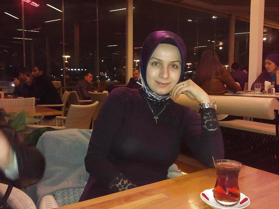 Türkisches Arabisches Hijab, Turban Tragenden Asiatischen Auge #10194886