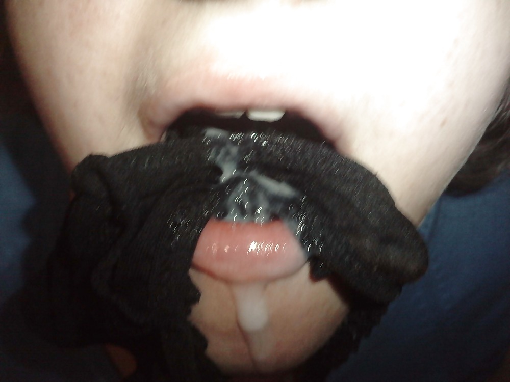 Wow,i put her panty in her mouth and i cum i huge loaddd #293128