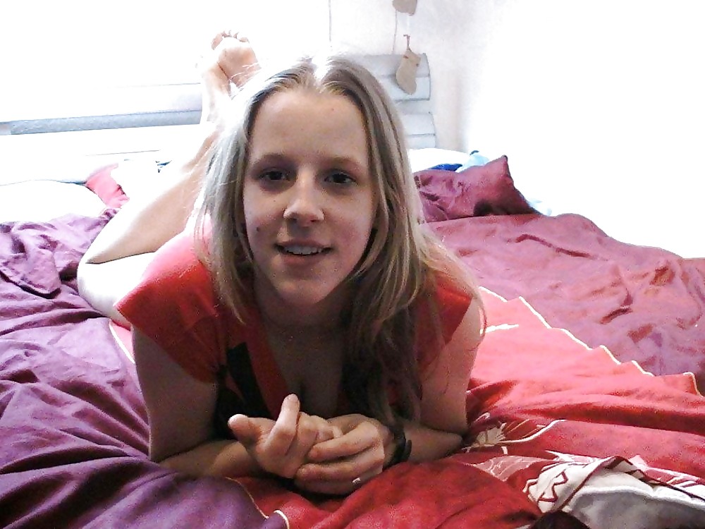 Annegret schlampe!
 #1071423