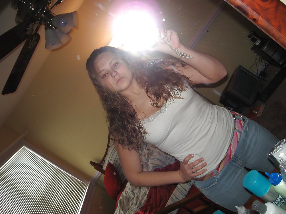 Selfshot 16 #18963732