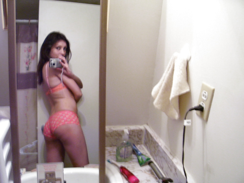 Selfshot 16 #18963755