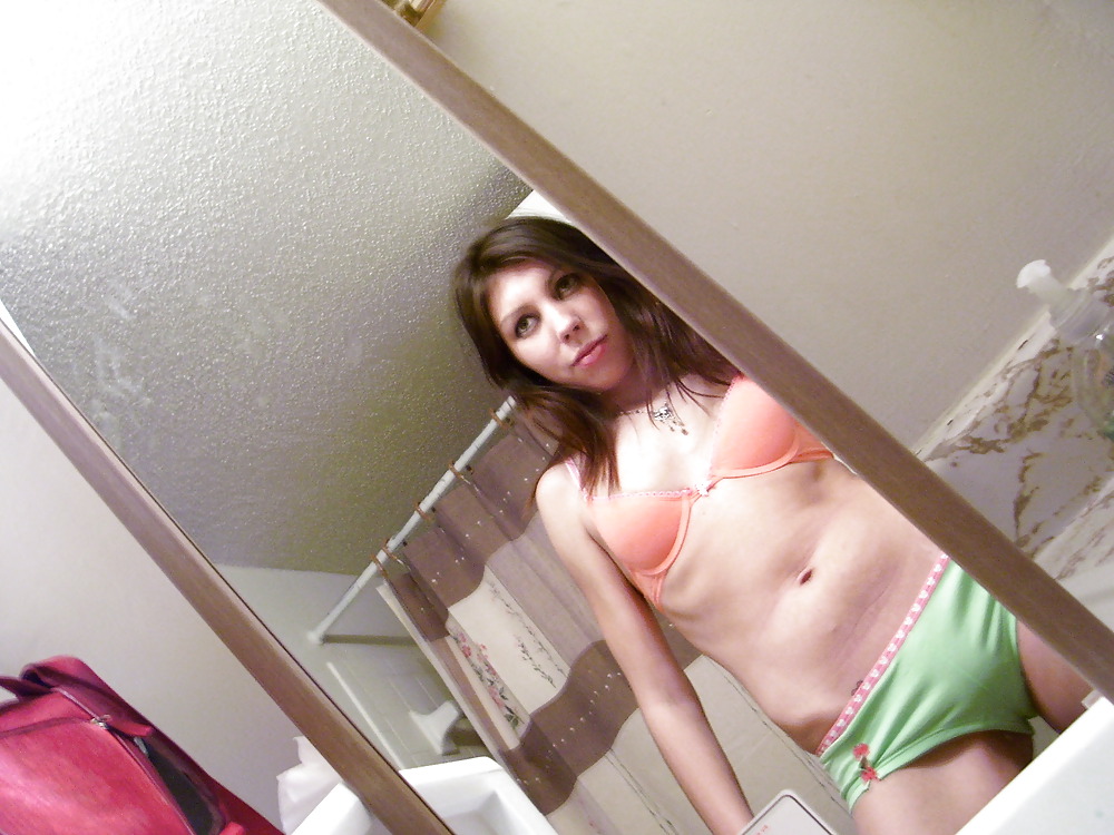 Selfshot 16 #18963856