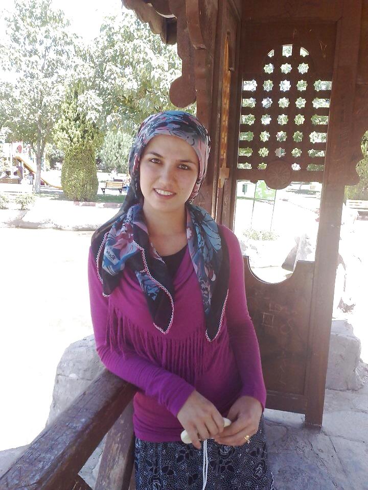 Türkisches Arabisches Hijab, Turban Tragenden Verlängerung Ausgeschaltet Ist #18284813