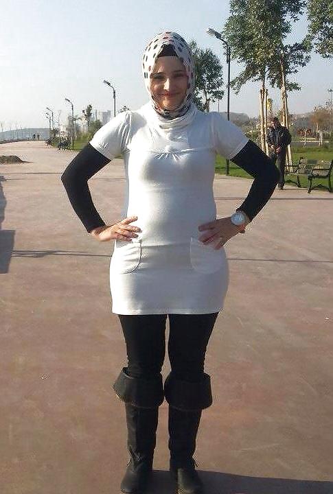 Türkisches Arabisches Hijab, Turban Tragenden Verlängerung Ausgeschaltet Ist #18284898