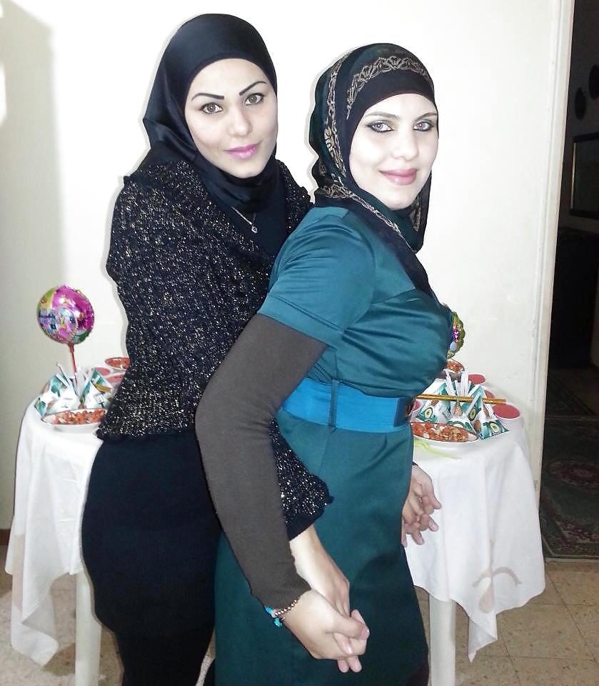 Türkisches Arabisches Hijab, Turban Tragenden Verlängerung Ausgeschaltet Ist #18285117