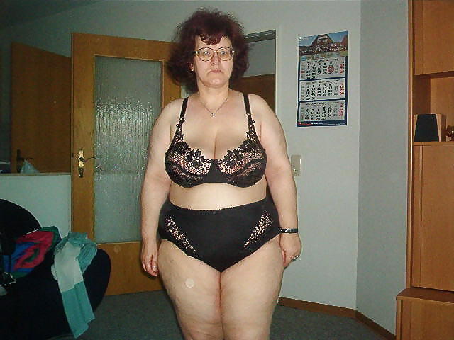 Beautiful Older Woman!!! #4173199