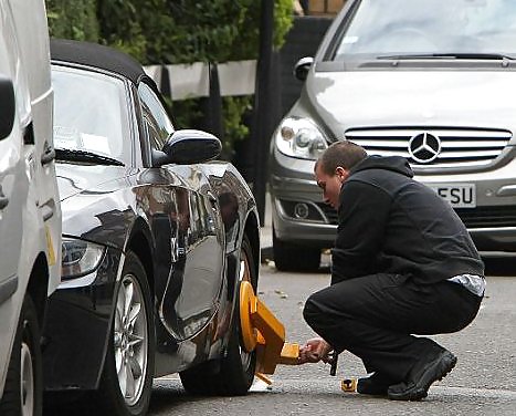 Pippa Middleton clamped #5664317