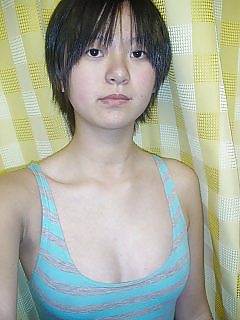 Japanese school girl shots her own nude 2 #7178220