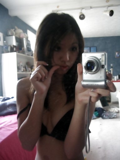Asian teen self pic # 1
 #7383967