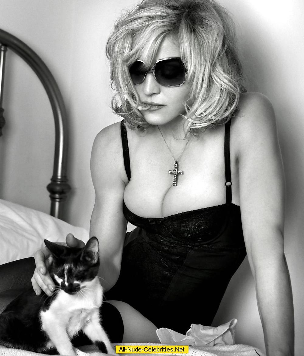 Mdna  #9766540