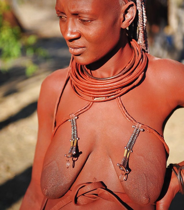 Die Schönheit Afrikas Traditionellen Stammes Mädchen #17808249