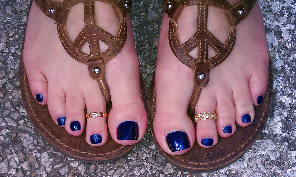 Pretty feet #4413695