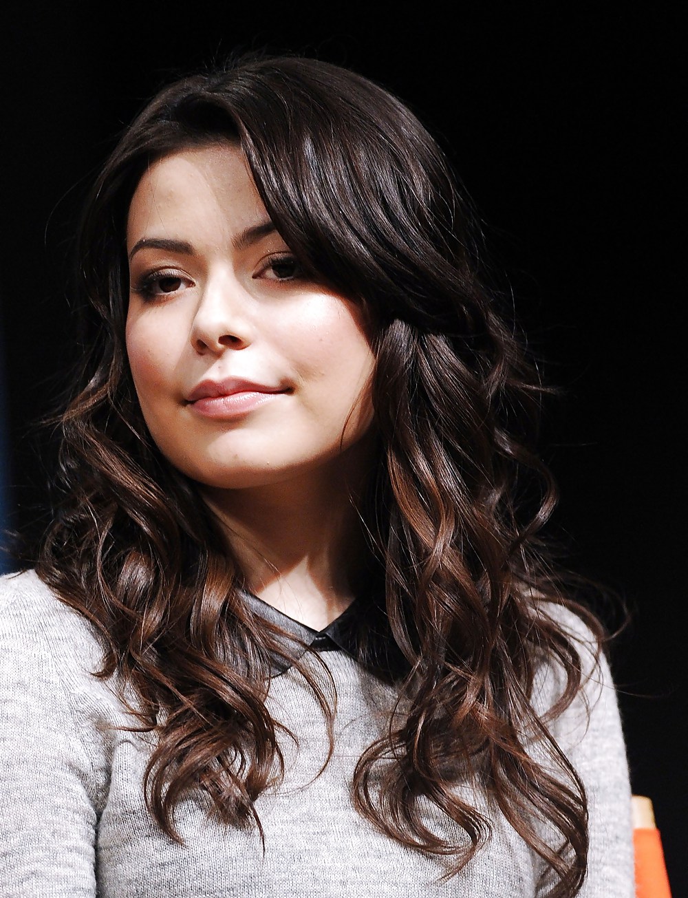 Miranda Cosgrove #9323247