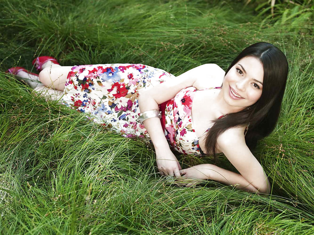 Miranda cosgrove
 #9323698