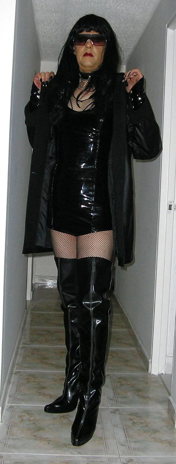 Domina #9747379